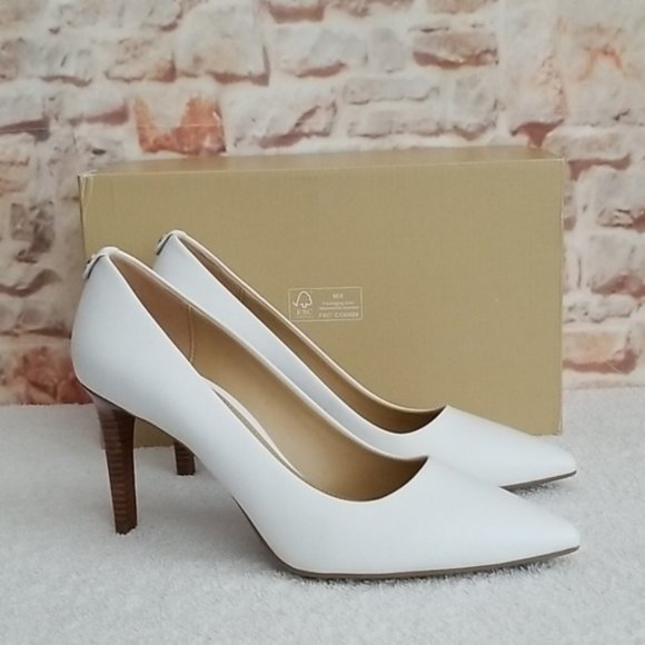 Michael Kors Shoes - New Michael Kors Dorothy Flex Pumps